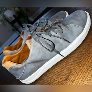 Men’s OluKai Shoes NEW